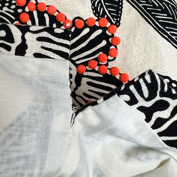 J. Crew Notched Shell Polynesian Floral Embellished Beaded Top Size 4 - Picture 10 of 16